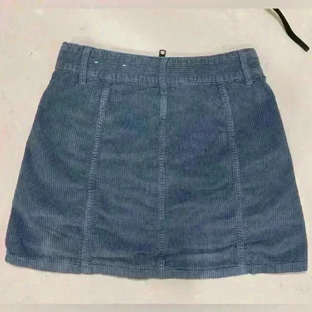 American Eagle high rise A-Line Corduroy Skirt - Picture 5 of 5